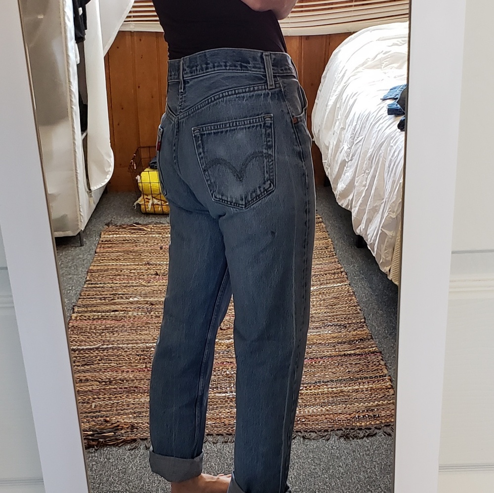 Levi 501 Relaxed Boyfried Fit Jeans